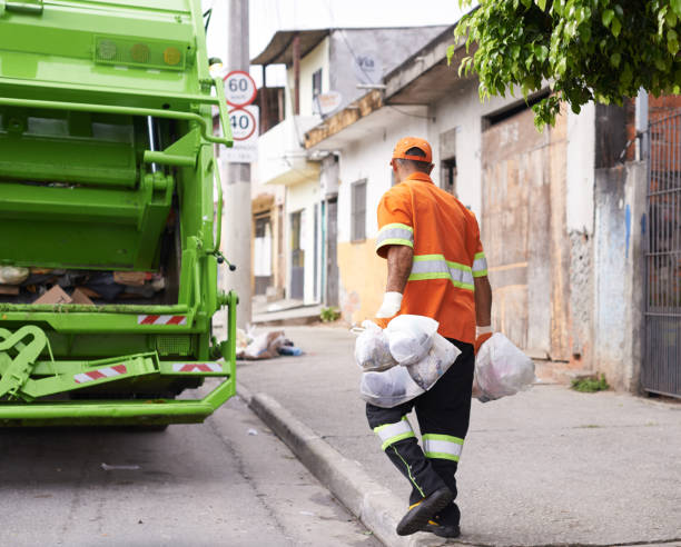 Best Yard Waste Removal  in Madeira Beach, FL